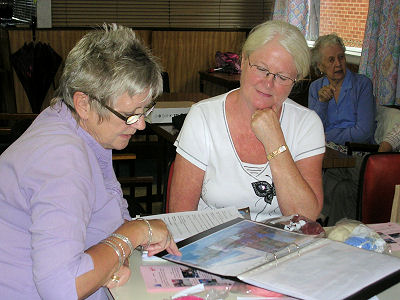 Looking at the photos at the Knit and Natter